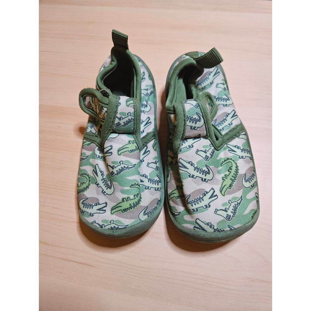 Zoogs Toddler Boys Crocodile Camo Water Shoes Size 8